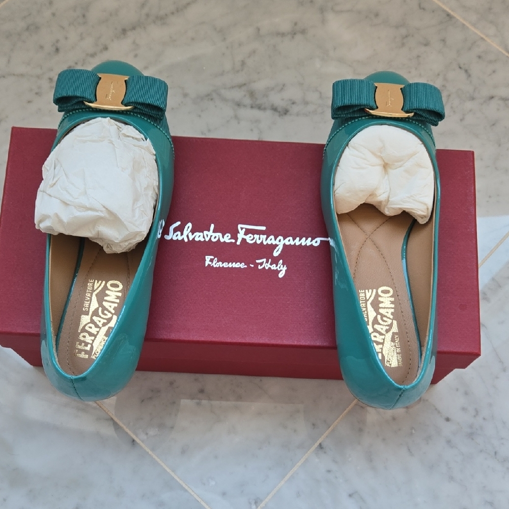 Salvatore Ferragamo Kids Teal Dress Shoes